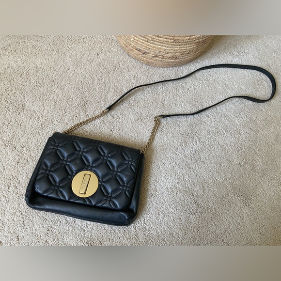 Kate Spade Black Quilted Crossbody with Gold Details - Picture 4 of 9